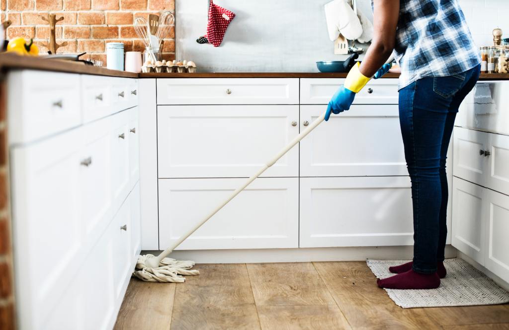 DIY Toxic-FREE Floor Cleaner with Essential Oils